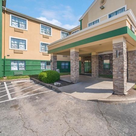 Hometowne Studios By Red Roof St. Louis - Airport/N Lindbergh Hazelwood Extérieur photo