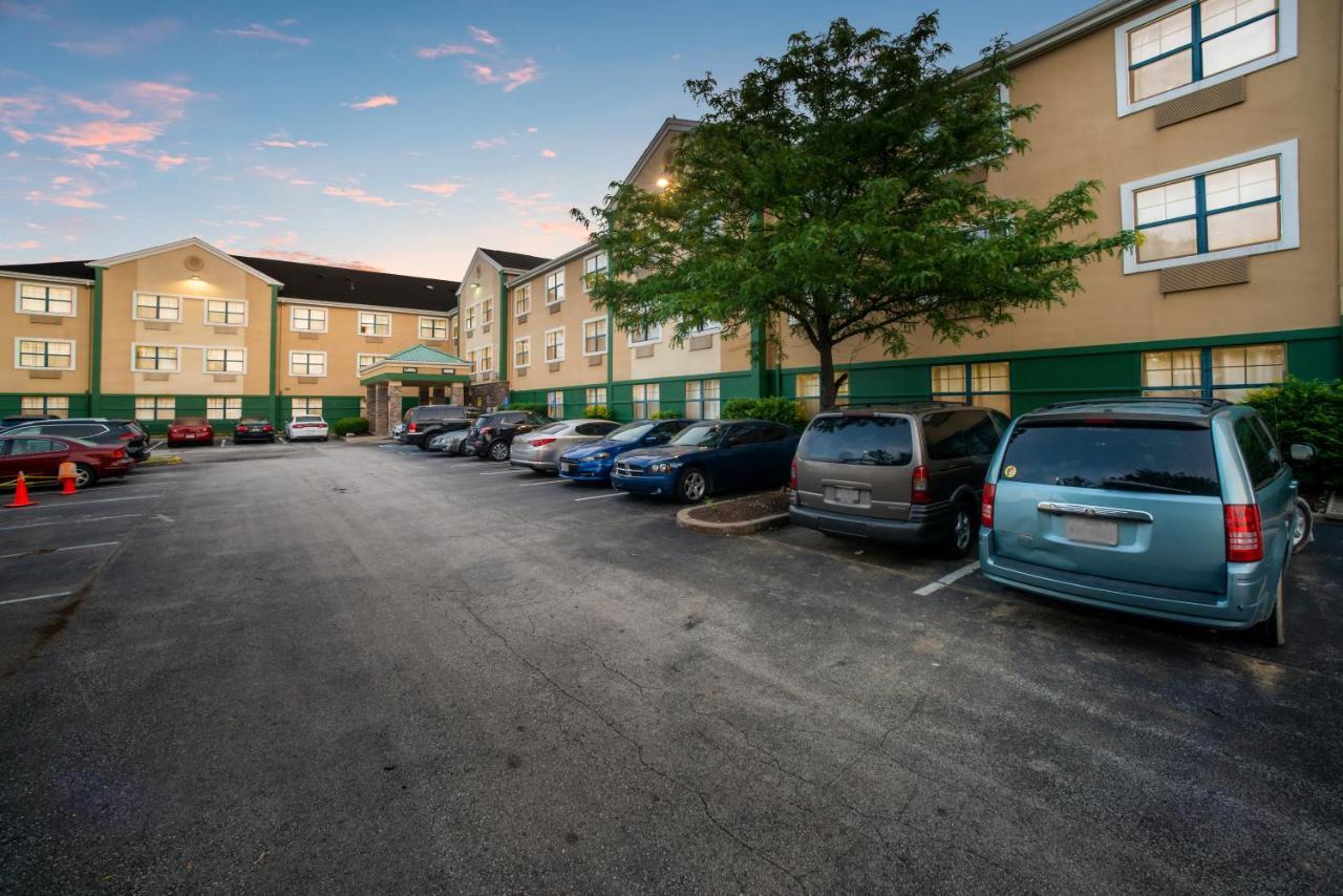 Hometowne Studios By Red Roof St. Louis - Airport/N Lindbergh Hazelwood Extérieur photo