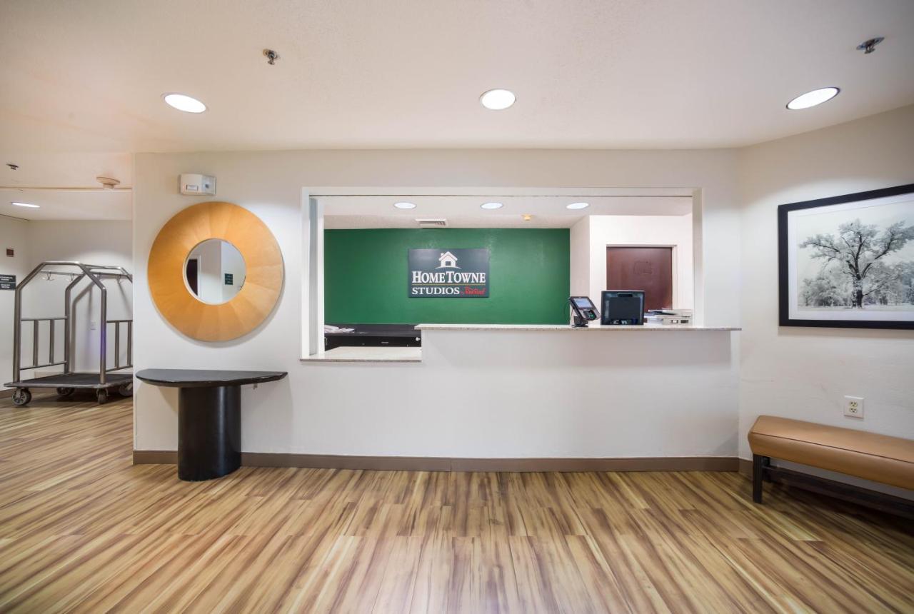 Hometowne Studios By Red Roof St. Louis - Airport/N Lindbergh Hazelwood Extérieur photo